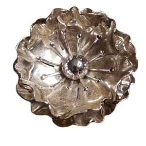 Metal Floral Retro Vintage Brooch Pin Flower (mbg)